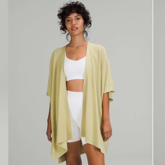 lululemon athletica Sweaters - ✨ lululemon Merino Wool Short Sleeve Wrap ✨